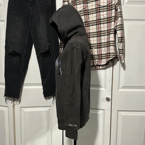 Disney X American Eagle Sweater - Picture 7 of 9
